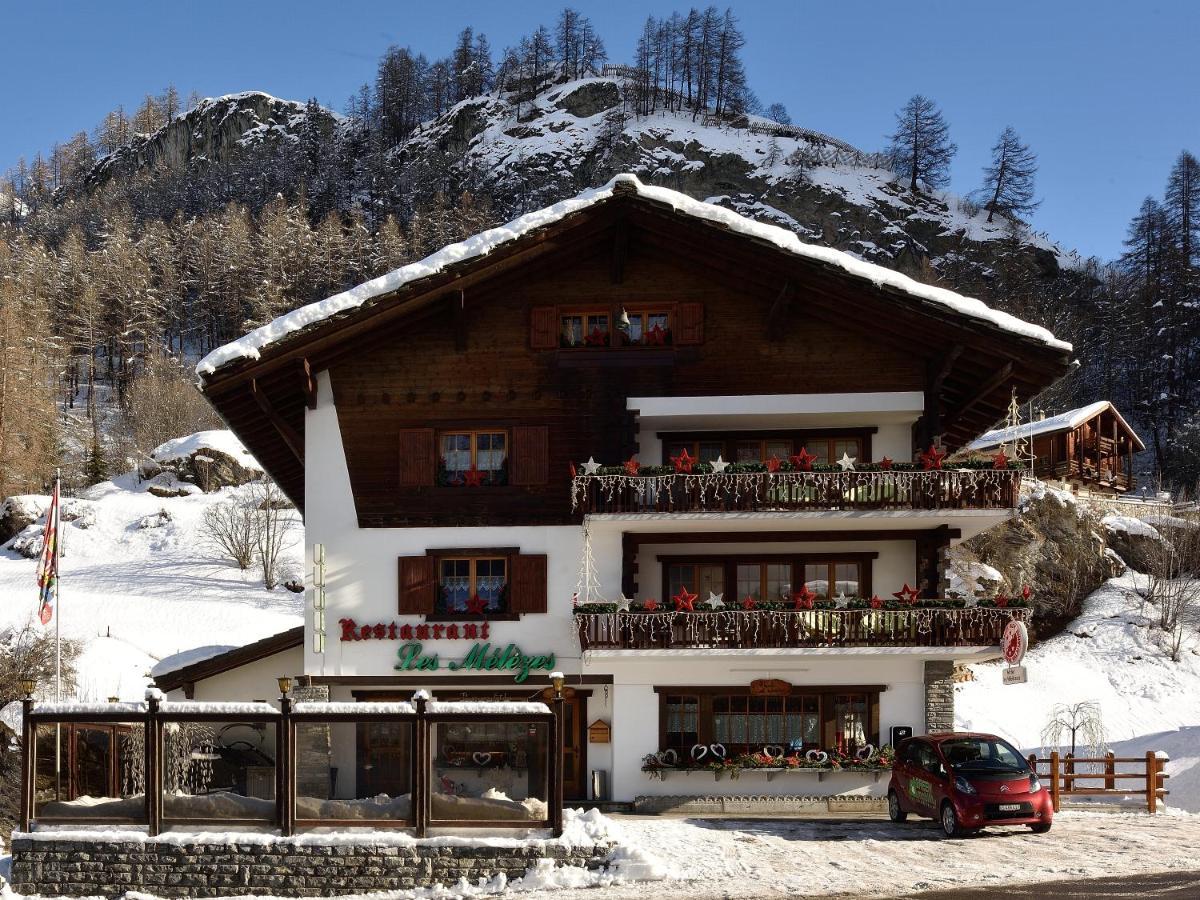 Hotel Les Melezes Haudères Exteriör bild